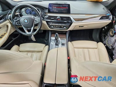 Zdjęcie 8 z 12 samochodu: 2019 BMW 530 XI VIN:WBAJA7C59KG912490 - miniatura