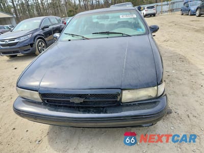 Piąte zdjęcie samochodu w środku: 1996 CHEVROLET CAPRICE / IMPALA CLASSIC SS VIN:1G1BL52PXTR144848 - miniatura