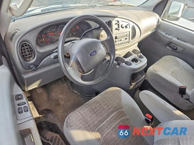 Zdjęcie 8 z 13 samochodu: 2004 FORD ECONOLINE E350 SUPER DUTY WAGON VIN:1FBSS31L34HB02174 - miniatura