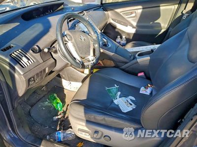 Zdjęcie 7 z 12 samochodu: 2013 TOYOTA PRIUS FOUR VIN:JTDKN3DU0D1655297 - miniatura