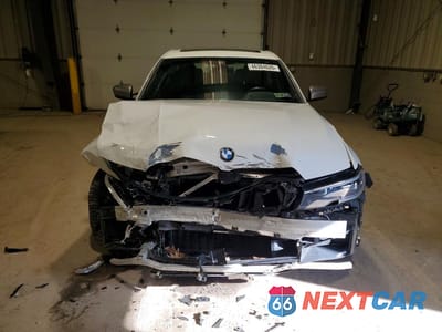 Piąte zdjęcie samochodu w środku: 2022 BMW M340XI VIN:3MW5U9J0XN8C57061 - miniatura