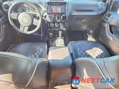 Zdjęcie 8 z 14 samochodu: 2013 JEEP WRANGLER UNLIMITED SPORT VIN:1C4BJWDG1DL659144 - miniatura