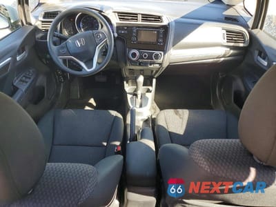 Zdjęcie 8 z 12 samochodu: 2020 HONDA FIT LX VIN:3HGGK5H48LM715883 - miniatura
