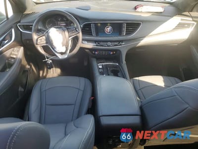 Zdjęcie 8 z 12 samochodu: 2024 BUICK ENCLAVE ESSENCE VIN:5GAERBKW6RJ101903 - miniatura