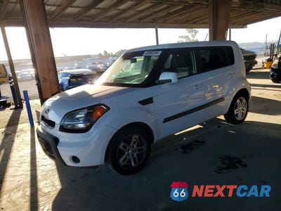 2011 KIA SOUL + KNDJT2A24B7706051 - główne zdjęcie licytacji z USA - miniatura