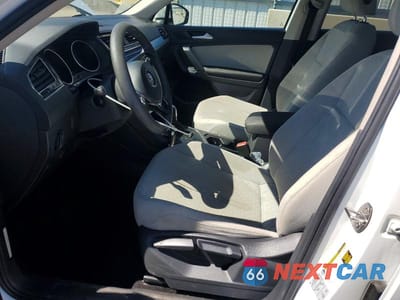 Zdjęcie 7 z 14 samochodu: 2019 VOLKSWAGEN TIGUAN S VIN:3VV1B7AX0KM129490 - miniatura
