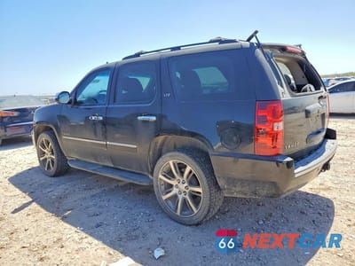 Drugie zdjęcie samochodu z przodu: 2011 CHEVROLET TAHOE C1500 LTZ VIN:1GNSCCE02BR393998 - miniatura