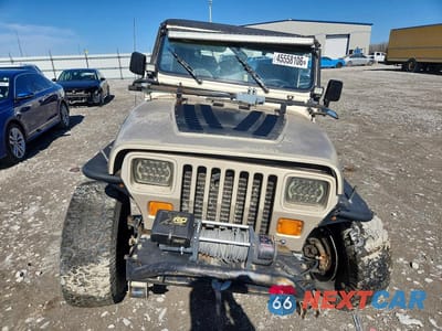 Piąte zdjęcie samochodu w środku: 1993 JEEP WRANGLER / YJ SAHARA VIN:1J4FY49S1PP245075 - miniatura