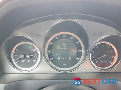 Zdjęcie 9 z 12 samochodu: 2011 MERCEDES-BENZ C 300 4MATIC VIN:WDDGF8BB5BR167680 - miniatura