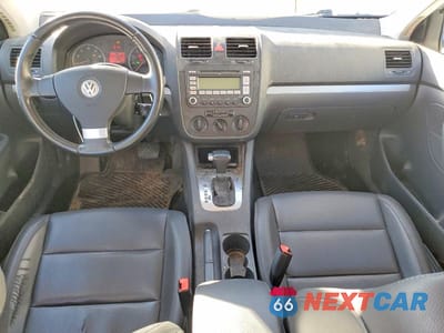 Zdjęcie 8 z 11 samochodu: 2008 VOLKSWAGEN JETTA SE VIN:3VWRM71K88M036366 - miniatura