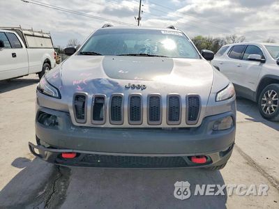 Piąte zdjęcie samochodu w środku: 2017 JEEP CHEROKEE TRAILHAWK VIN:1C4PJMBS2HW566719 - miniatura