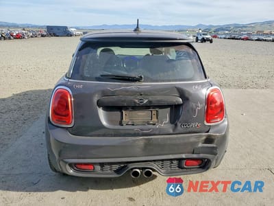 Zdjęcie 6 z 12 samochodu: 2017 MINI COOPER S VIN:WMWXP7C3XH3B94541 - miniatura