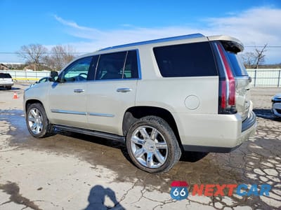 Drugie zdjęcie samochodu z przodu: 2017 CADILLAC ESCALADE PREMIUM LUXURY VIN:1GYS4CKJ5HR140096 - miniatura