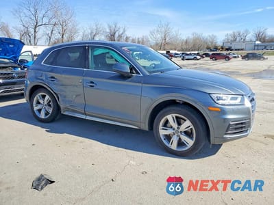 Czwarte zdjęcie samochodu z boku: 2019 AUDI Q5 PREMIUM PLUS VIN:WA1BNAFY1K2074929 - miniatura