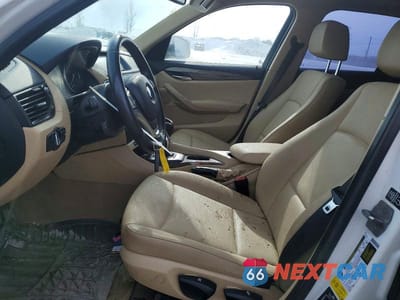 Zdjęcie 7 z 11 samochodu: 2013 BMW X1 XDRIVE28I VIN:WBAVL1C52DVR86311 - miniatura