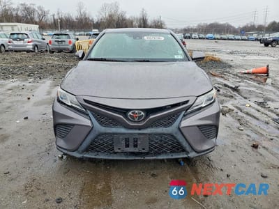 Piąte zdjęcie samochodu w środku: 2020 TOYOTA CAMRY SE VIN:4T1G11AK9LU892341 - miniatura