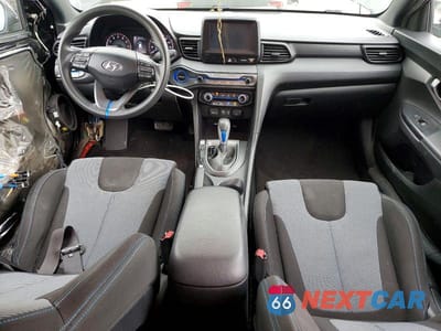 Zdjęcie 8 z 13 samochodu: 2019 HYUNDAI VELOSTER 2.0L VIN:KMHTG6AF3KU009216 - miniatura