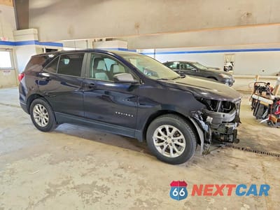 Czwarte zdjęcie samochodu z boku: 2020 CHEVROLET EQUINOX LS VIN:3GNAXHEV1LS663679 - miniatura