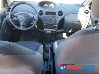 Zdjęcie 8 z 12 samochodu: 2005 TOYOTA ECHO VIN:JTDKT123150084768 - miniatura