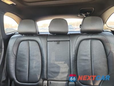 Zdjęcie 10 z 14 samochodu: 2018 BMW X1 XDRIVE28I VIN:WBXHT3C39J5F91084 - miniatura