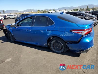 Drugie zdjęcie samochodu z przodu: 2020 TOYOTA CAMRY HYBRID LE VIN:4T1C31AK1LU019143 - miniatura