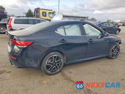 Trzecie zdjęcie samochodu z tyłu: 2025 NISSAN SENTRA SR VIN:3N1AB8DV4SY321053 - miniatura