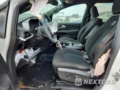 Zdjęcie 7 z 13 samochodu: 2020 CHRYSLER PACIFICA TOURING VIN:2C4RC1FG3LR241795 - miniatura