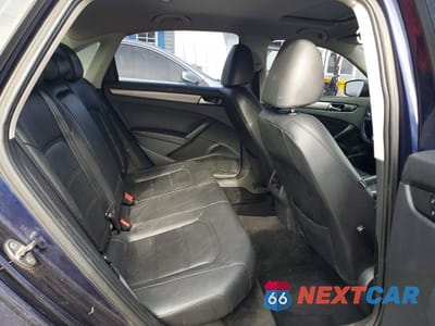 Zdjęcie 10 z 11 samochodu: 2014 VOLKSWAGEN PASSAT SE VIN:1VWBT7A38EC097470 - miniatura
