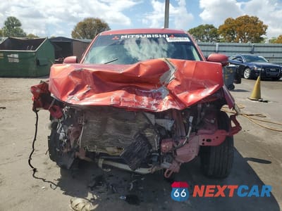 Piąte zdjęcie samochodu w środku: 2016 MITSUBISHI OUTLANDER SE VIN:JA4AD3A3XGZ012160 - miniatura