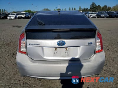 Zdjęcie 6 z 12 samochodu: 2012 TOYOTA PRIUS TWO VIN:JTDKN3DU9C5403572 - miniatura