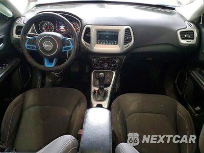 Zdjęcie 8 z 13 samochodu: 2019 JEEP COMPASS SPORT VIN:3C4NJDAB3KT847028 - miniatura