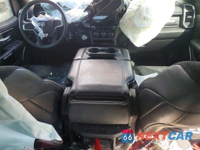 Zdjęcie 8 z 11 samochodu: 2023 RAM 1500 LARAMIE VIN:1C6SRFJT5PN574320 - miniatura