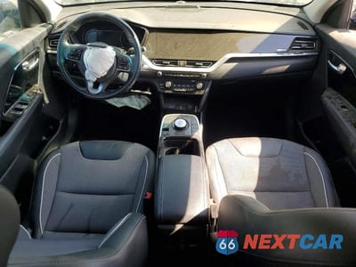 Zdjęcie 8 z 14 samochodu: 2022 KIA NIRO EX VIN:KNDCC3LG3N5149186 - miniatura