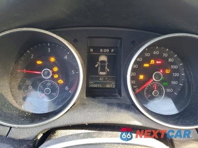 Zdjęcie 9 z 12 samochodu: 2010 VOLKSWAGEN JETTA TDI VIN:3VWTL7AJ8AM633345 - miniatura