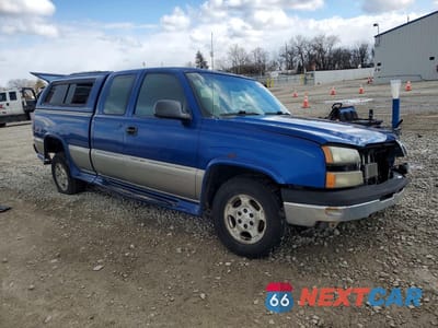 Czwarte zdjęcie samochodu z boku: 2003 CHEVROLET SILVERADO K1500 VIN:1GCEK19V93Z139919 - miniatura