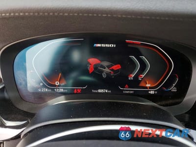Zdjęcie 9 z 12 samochodu: 2022 BMW M550XI VIN:WBA13BK03NCL01708 - miniatura