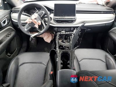 Zdjęcie 8 z 13 samochodu: 2024 JEEP COMPASS LIMITED VIN:3C4NJDCN3RT165722 - miniatura
