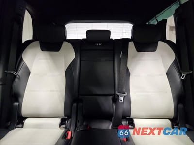 Zdjęcie 10 z 13 samochodu: 2021 MERCEDES-BENZ GLB 250 4MATIC VIN:W1N4M4HB1MW107850 - miniatura