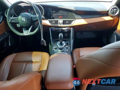 Zdjęcie 8 z 12 samochodu: 2020 ALFA ROMEO GIULIA VIN:ZARFANANXL7632455 - miniatura