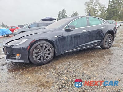 2018 TESLA MODEL S 5YJSA1E23JF245822 - główne zdjęcie licytacji z USA - miniatura