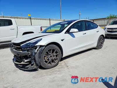2021 TESLA MODEL 3 5YJ3E1EA7MF017049 - główne zdjęcie licytacji z USA - miniatura