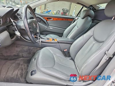 Zdjęcie 7 z 12 samochodu: 2005 MERCEDES-BENZ SL 500 VIN:WDBSK75F65F103418 - miniatura