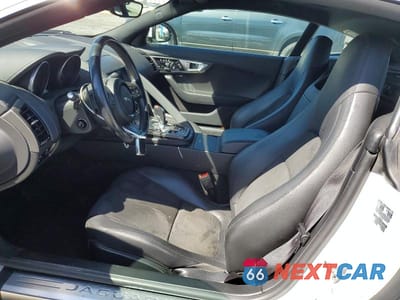 Zdjęcie 7 z 11 samochodu: 2015 JAGUAR F-TYPE VIN:SAJWA6AT2F8K15541 - miniatura