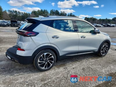 Trzecie zdjęcie samochodu z tyłu: 2022 CHEVROLET BOLT EUV PREMIER VIN:1G1FZ6S09N4134059 - miniatura