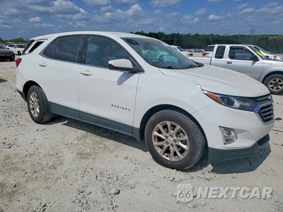 Czwarte zdjęcie samochodu z boku: 2019 CHEVROLET EQUINOX VIN:2GNAXKEVXK6143605 - miniatura