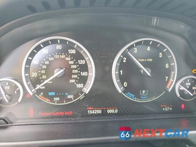 Zdjęcie 9 z 12 samochodu: 2017 BMW X5 XDR40E VIN:5UXKT0C33H0V95734 - miniatura