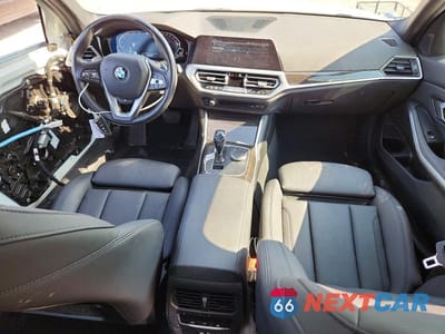 Zdjęcie 8 z 13 samochodu: 2021 BMW 3ER 330XE VIN:3MW5P9J03M8B73282 - miniatura