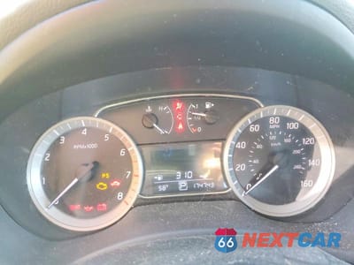 Zdjęcie 9 z 12 samochodu: 2014 NISSAN SENTRA SV VIN:3N1AB7AP1EY329096 - miniatura