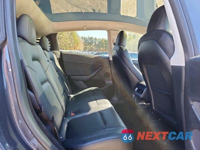 Zdjęcie 11 z 12 samochodu: 2023 TESLA MODEL Y VIN:7SAYGDEE0PF611137 - miniatura