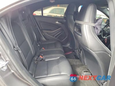 Zdjęcie 10 z 12 samochodu: 2019 MERCEDES-BENZ CLA 250 4MATIC VIN:WDDSJ4GB8KN770849 - miniatura